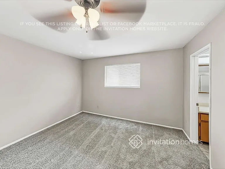 12801 N 112th Ave — Photo 11