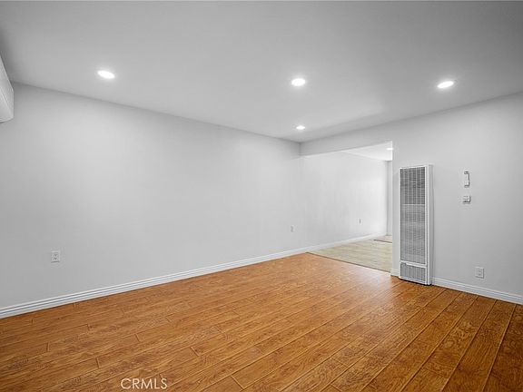 4th image of 7176 Valmont St