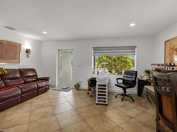 5th image of 11525 Snapper Creek Dr