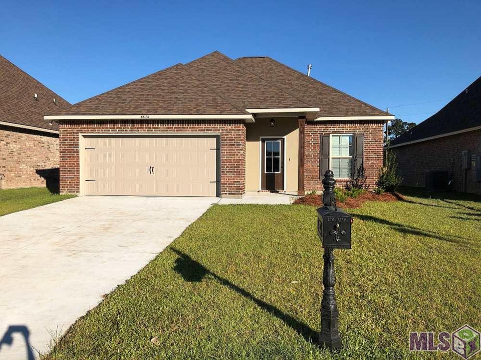 1st image of 32434 Curtis Cove Ln