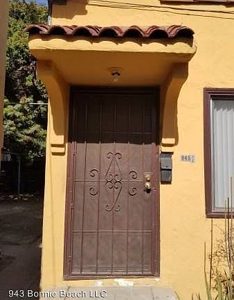 4th image of 945 1/2 S Bonnie Beach Pl
