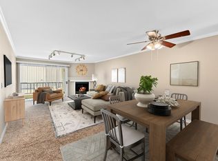 21450 Burbank Blvd APT 216, Woodland Hills, CA 91367