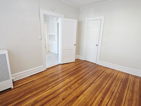 5th image of 419 Kearny Ave #12