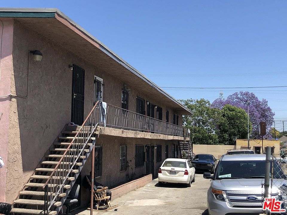 2nd image of 11107 S Avalon Blvd