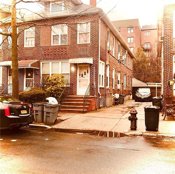 2nd image of 1208 E 7th St