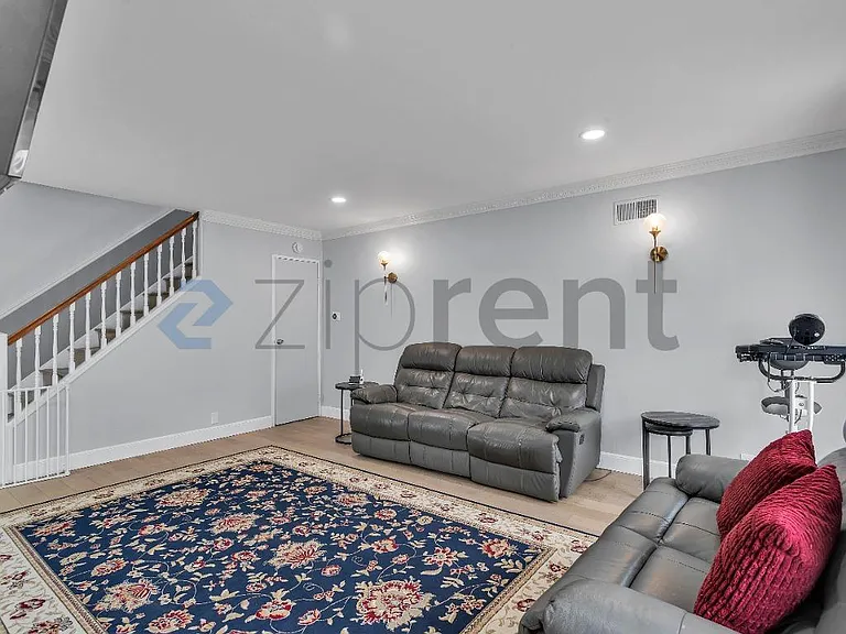 626 Foothill Dr — Photo 5