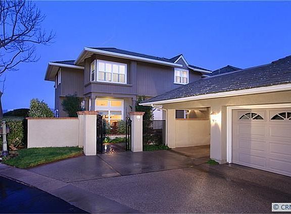 Front Door/Gate, 2 Car Garage & Carport