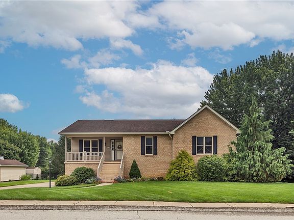 2nd image of 4 Spencer Dr