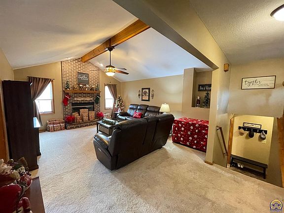 5th image of 3649 SE 61st St