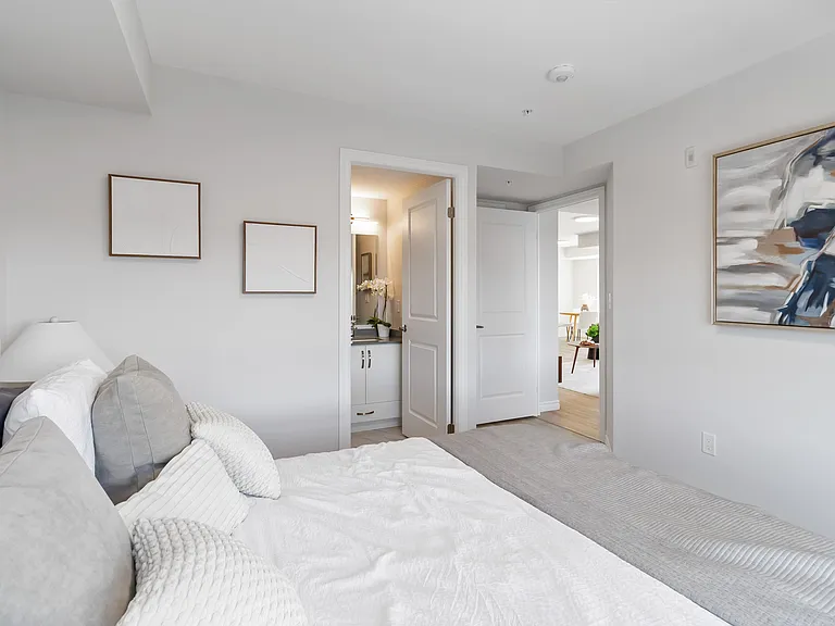 425 Watson Pkwy N — Photo 30
