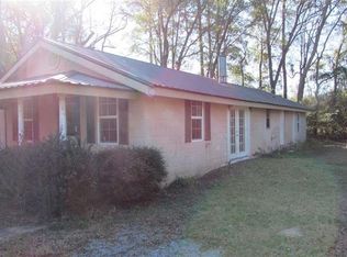 2221 Jones Rd, Darlington, SC 29532
