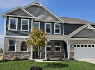 2586 Redding Dr, Whitestown, IN 46075