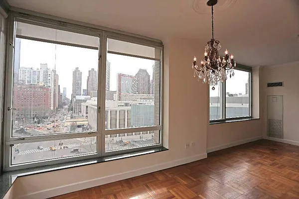 Sold by Town Residential | media 23