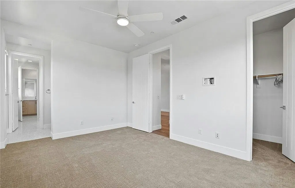 7050 Sitio Corazon — Photo 2