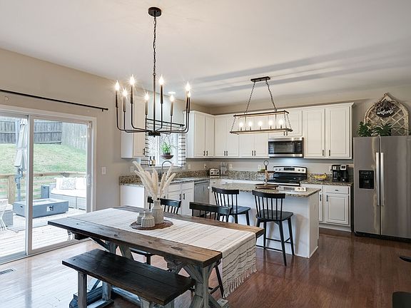5th image of 1525 Braden Cir