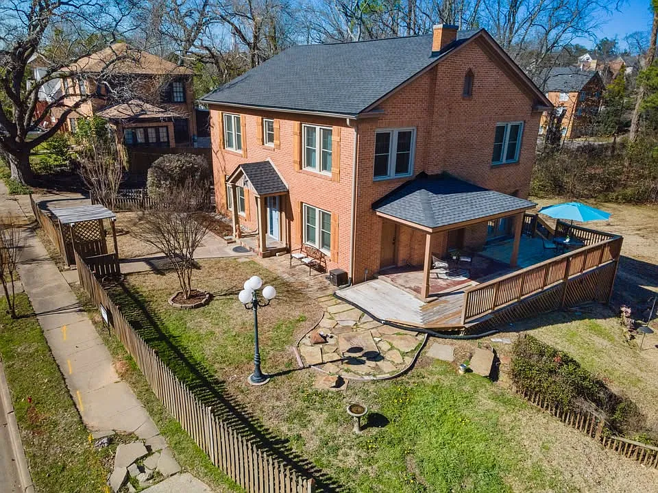 1 bed, $695 — Photo 4