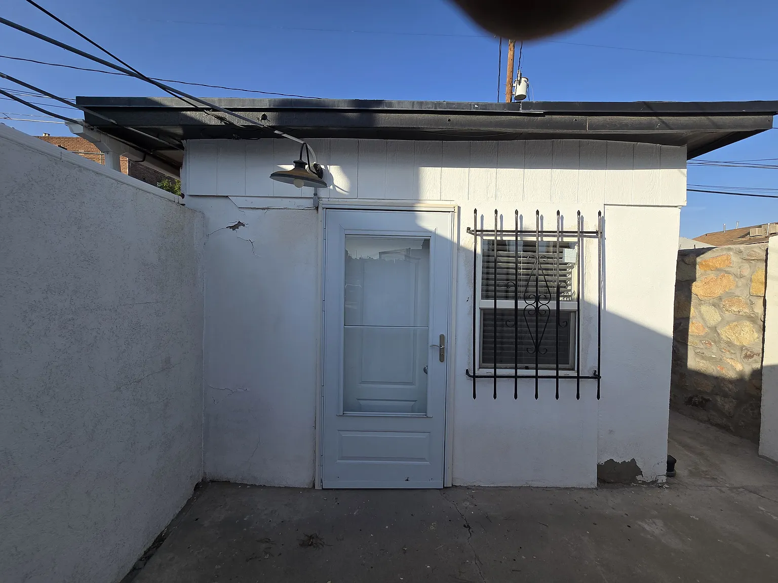 1 bed, 350 sqft, $600 — Photo 2