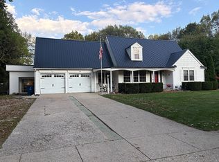 40 Balfour Dr, Coldwater, MI 49036