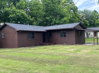107 1/2 NE 1st St, Muldrow, OK 74948