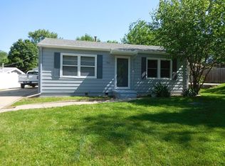 3916 Baldwin Cir, Bellevue, NE 68147