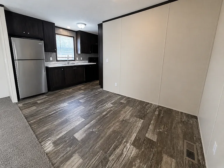38000 Le Chateau Blvd #682 — Photo 7