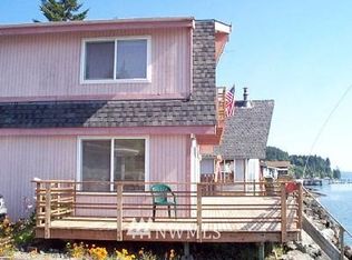 23910 Highway 101 N, Hoodsport, WA 98548