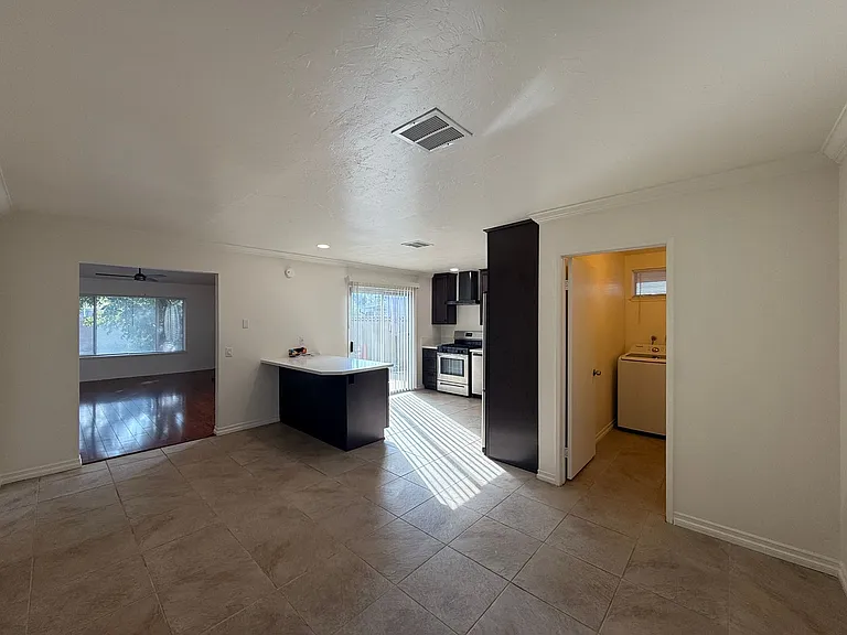 43060 N Larwood St — Photo 6