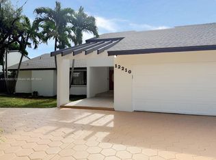 12210 SW 94th St, Miami, FL 33186