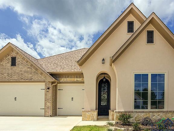 2nd image of 220 Saddle Brook Cir
