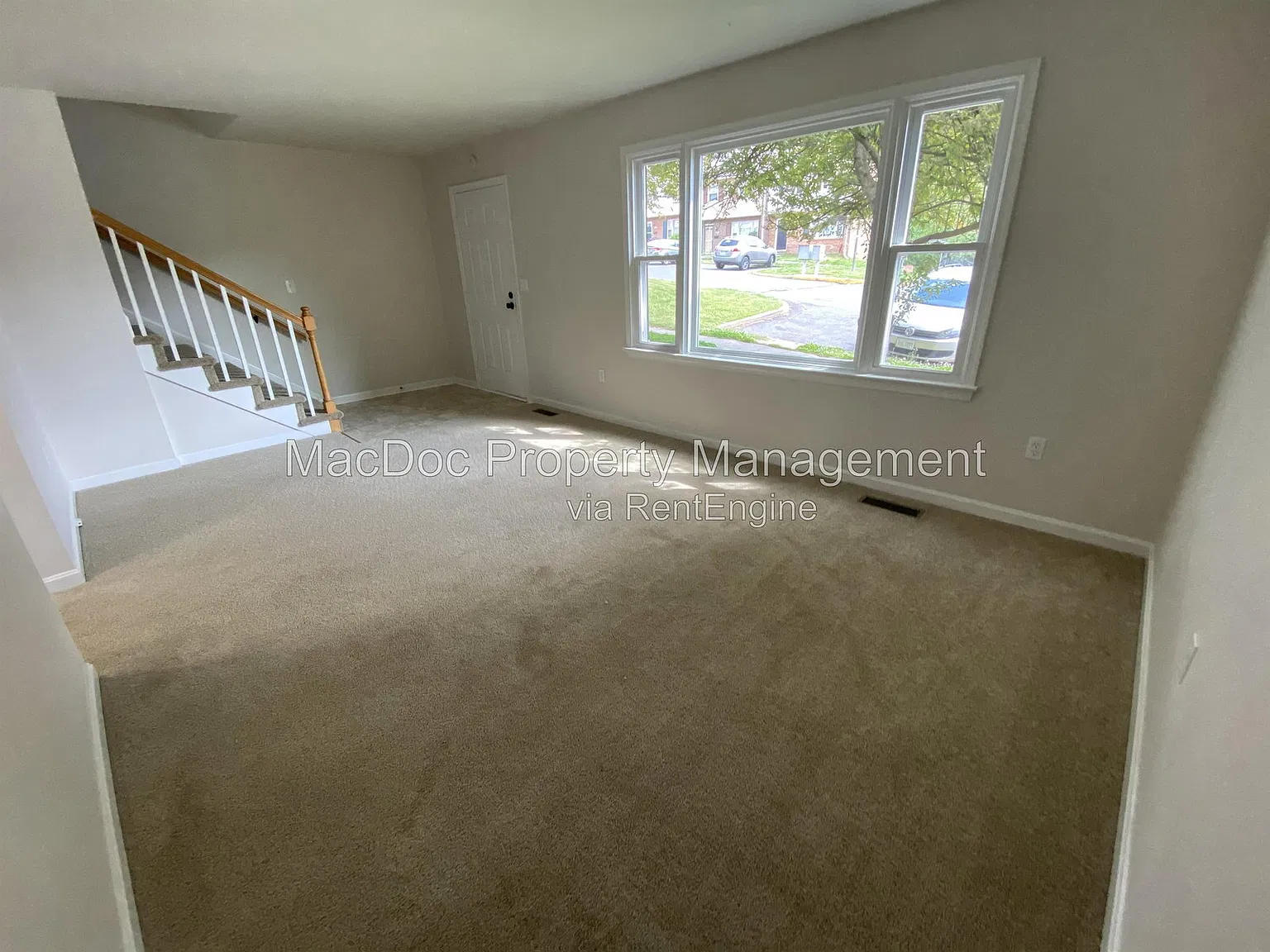 5 bed, 3.5 bath, 2024 sqft, $2,645 — Photo 4