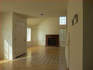 5th image of 1588 Myrick Ct