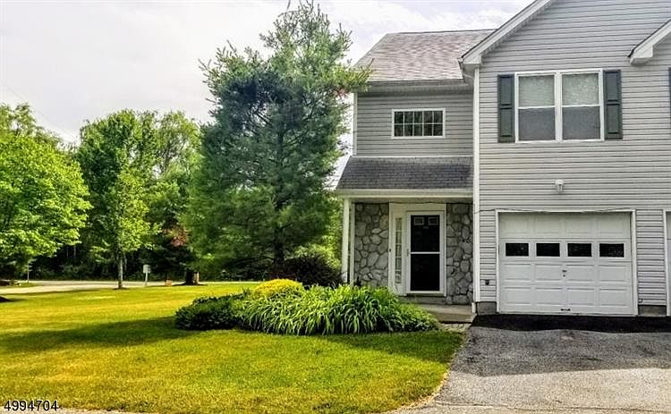 1st image of 40 Beechmont Ter