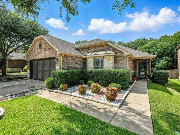 2509 Creek Villas Dr, Bedford, TX 76022