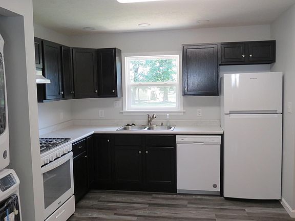 5th image of 811 North St