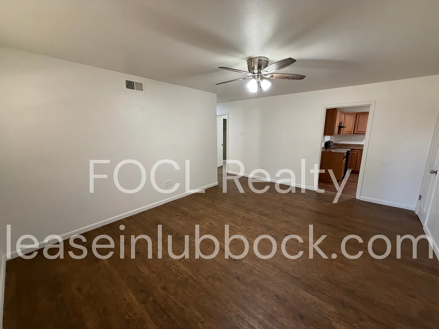 3 Bed 2 Bath 1 Car Garage Near Leftwich Park — Photo 3
