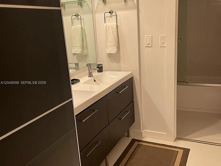 5701 Collins Ave #1411 — Photo 11