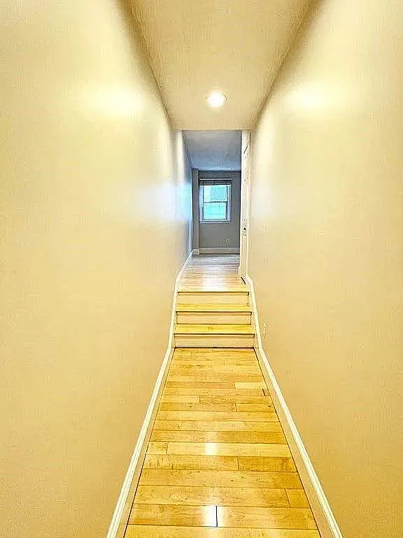 2 bed, 9999 sqft, $3,000 — Photo 2