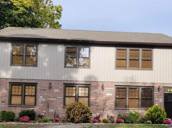 99 Mountain Ave, Highland Falls, NY 10928