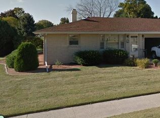 2016 Refset Dr, Janesville, WI 53545