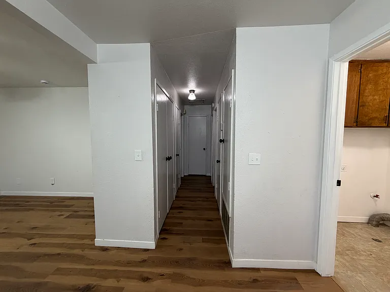 464 W Lincoln Ave — Photo 8
