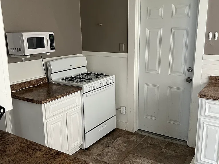 100 Ocean Ave #2 — Photo 14