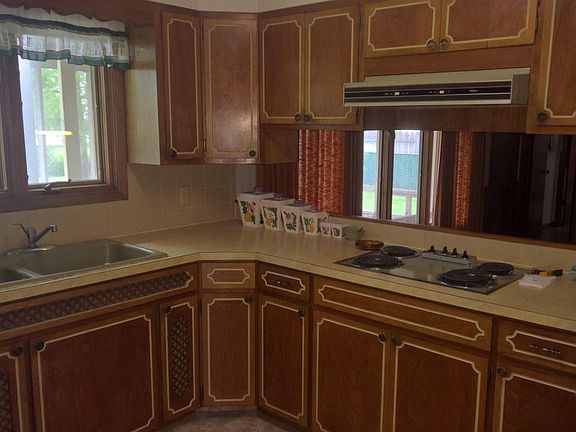 4th image of 606 Catalina Dr