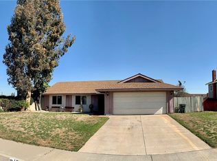 1013 S Beechwood Ave, Bloomington, CA 92316
