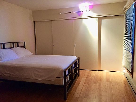 4th image of 3838 N Oakland Ave APT 274