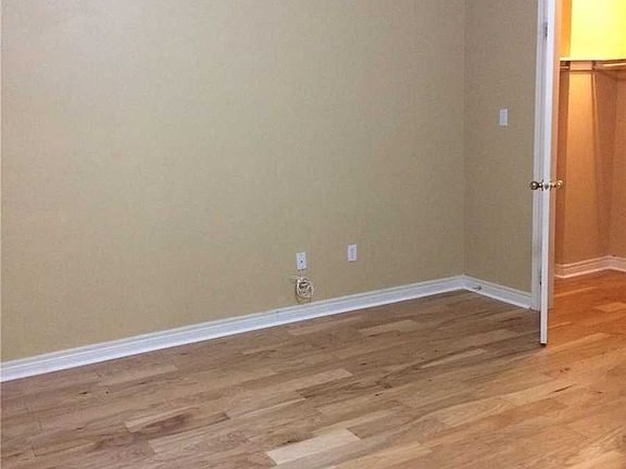 2nd image of 4820 Yorkshire Ave