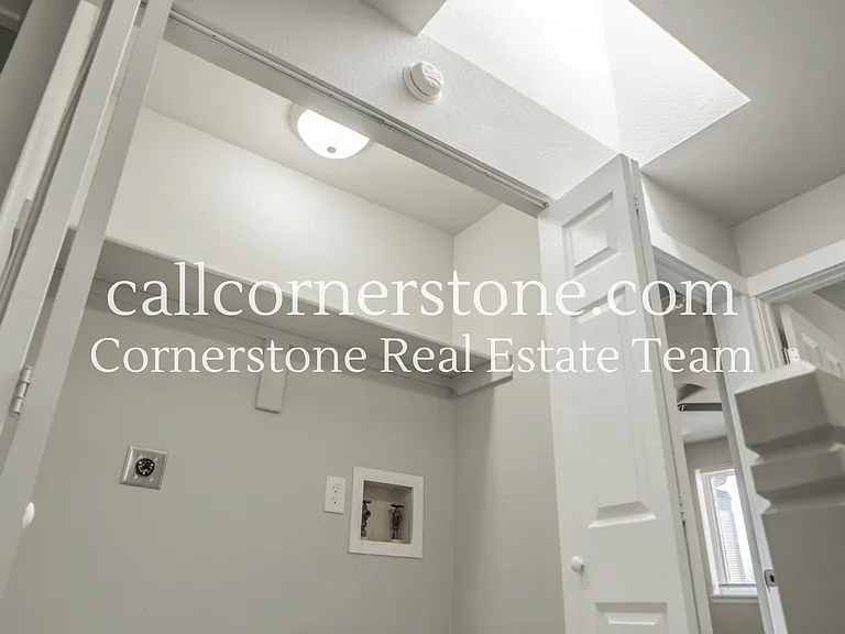 4877 Bluestem Dr — Photo 17