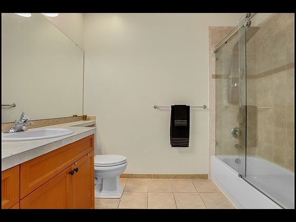 5th image of 530 4th Ave W
