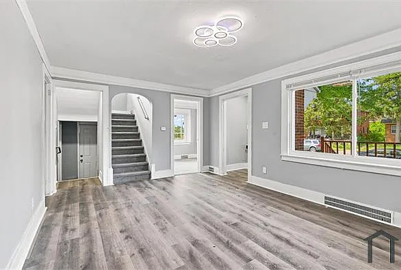13512 Griggs St — Photo 5