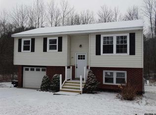 29 Mohican Pl, Albany, NY 12208