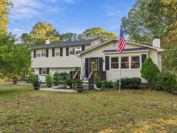 8 W Katherine Ave, Ocean View, NJ 08230